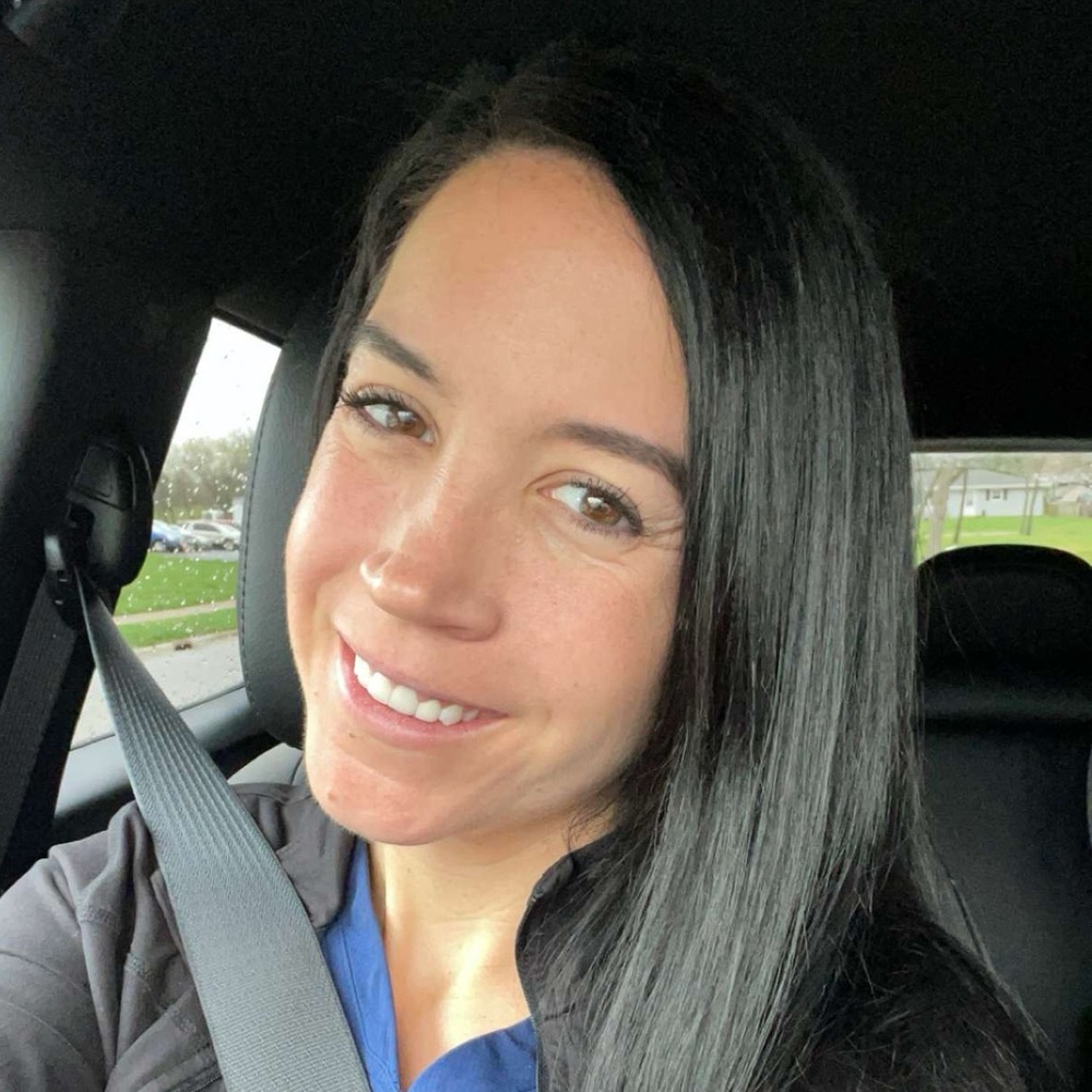 Meet your Posher, Nicole